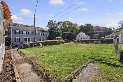 35 School St, Weymouth, MA 02189 - Photo 8