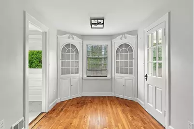 24 Hereford Road, Marblehead, MA 01945 - Photo 8