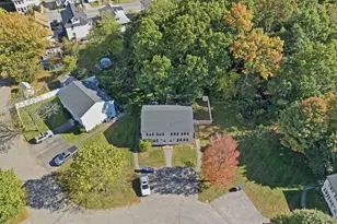 27 Bentley Cir, Methuen, MA 01844 - Photo 26