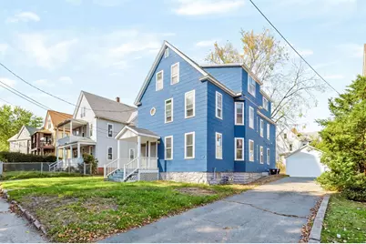 85-87 Hitchcock St #3, Holyoke, MA 01040 - Photo 2