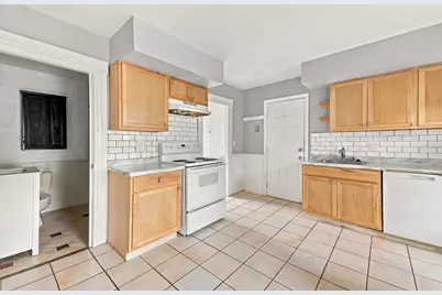 201 Highland Ave, Fitchburg, MA 01420 - Photo 16