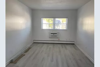 10 Flood Street #B, Waltham, MA 02453 - Photo 2