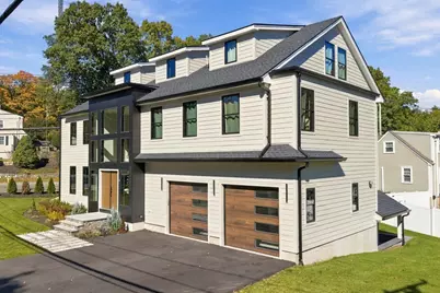 8 Noanett Rd, Needham, MA 02494 - Photo 2