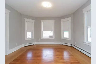 34 Nonotuck Ave, Chicopee, MA 01013 - Photo 4