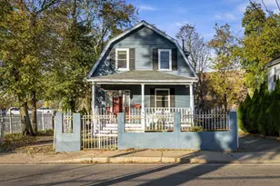 40 Beaver St, Framingham, MA 01702 - Photo 1