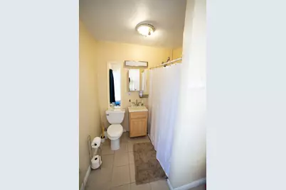 17 Myrtle St, Lowell, MA 01850 - Photo 22