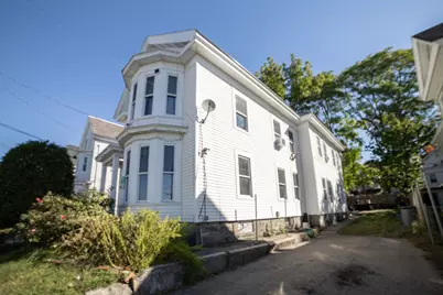 17 Myrtle St, Lowell, MA 01850 - Photo 2