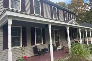 7 Lauren Ln, Sturbridge, MA 01518 - Photo 2