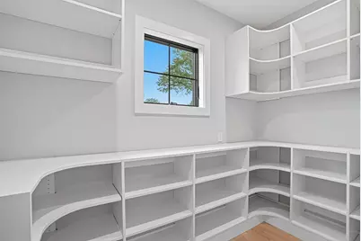 18 Avon Cir, Needham, MA 02494 - Photo 6