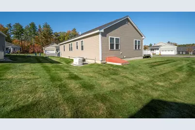47 Blackstone Dr #4, Raymond, NH 03077 - Photo 30