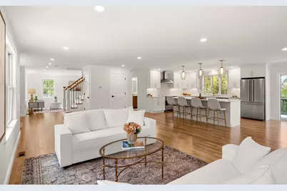 5 Lee Avenue, Wilmington, MA 01887 - Photo 2