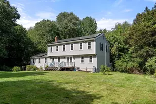 543 Central St, Holliston, MA 01746 - Photo 2