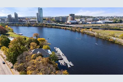 247 Chestnut St #1, Cambridge, MA 02139 - Photo 20
