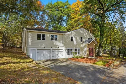 17 Pathwood Ave, Burlington, MA 01803 - Photo 38