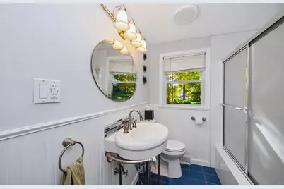 8 Clearview Dr, Marlborough, MA 01752 - Photo 16