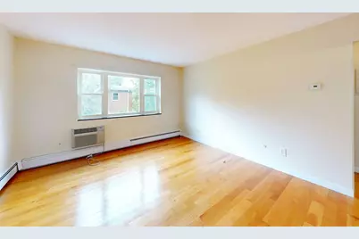 89 Walnut St #5, Newton, MA 02460 - Photo 6