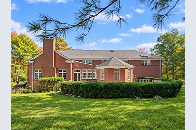 451 Wellesley St, Weston, MA 02493 - Photo 22