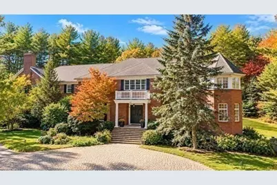 451 Wellesley St, Weston, MA 02493 - Photo 4