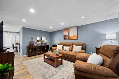 30 Juniper Ln #30, Tewksbury, MA 01876 - Photo 4