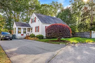 32 Harriet Rd, Abington, MA 02351 - Photo 2