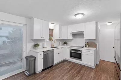 15 Enid St, Worcester, MA 01604 - Photo 6