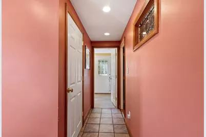 12 Prior Dr., Framingham, MA 01701 - Photo 10