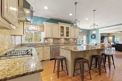 185 Riverside Dr, Wrentham, MA 02093 - Photo 8