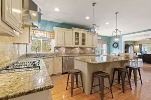 185 Riverside Dr, Wrentham, MA 02093 - Photo 8