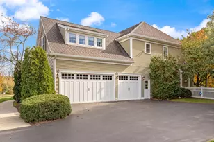 185 Riverside Dr, Wrentham, MA 02093 - Photo 2