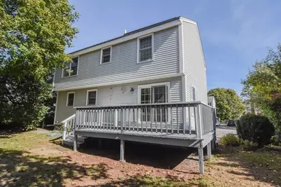 9 Wimbledon Crossing, Dracut, MA 01826 - Photo 4