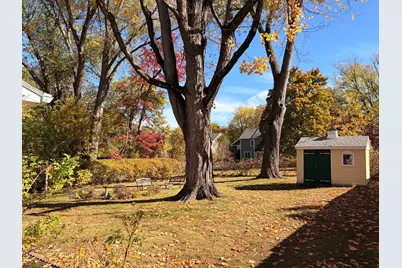 25 Murphy Ter, Northampton, MA 01060 - Photo 6