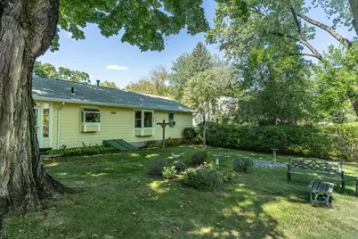 25 Murphy Ter, Northampton, MA 01060 - Photo 4