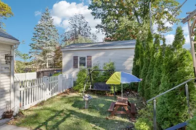 2 Lakeview Dr, Billerica, MA 01821 - Photo 40