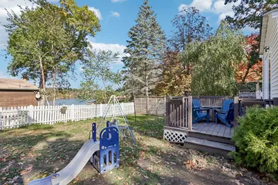 2 Lakeview Dr, Billerica, MA 01821 - Photo 4