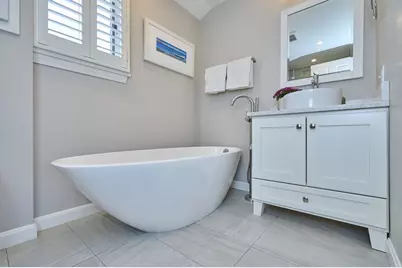 432 Humphrey St #27, Swampscott, MA 01907 - Photo 28