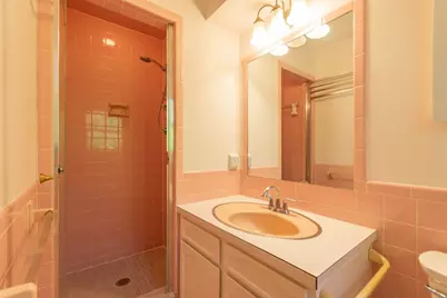 194 Redfern Dr, Longmeadow, MA 01106 - Photo 22