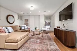 4 W Hill Pl, Boston, MA 02114 - Photo 20