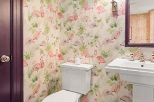 4 W Hill Pl, Boston, MA 02114 - Photo 6