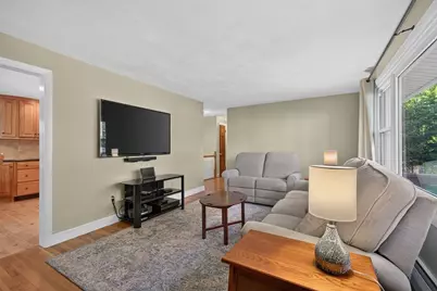 90 Woodstock St, North Andover, MA 01845 - Photo 22