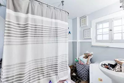 8 Woronoco Ave, Westfield, MA 01085 - Photo 4