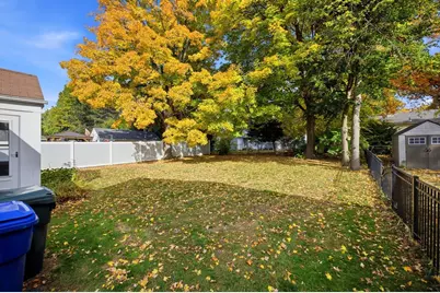 163 Ellsworth Ave, Springfield, MA 01118 - Photo 24