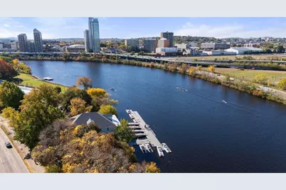 247 Chestnut St, Cambridge, MA 02139 - Photo 40