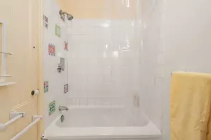 247 Chestnut St, Cambridge, MA 02139 - Photo 18