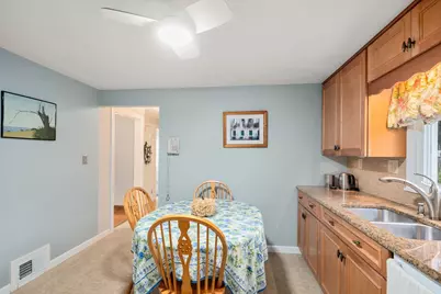 89 Eddy St, Springfield, MA 01104 - Photo 8