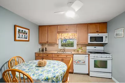 89 Eddy St, Springfield, MA 01104 - Photo 10