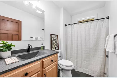 250 N Main St, Sunderland, MA 01375 - Photo 28