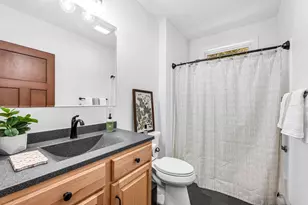 250 N Main St, Sunderland, MA 01375 - Photo 28