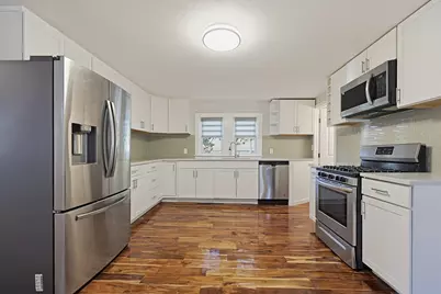 997 Pleasant St, Weymouth, MA 02189 - Photo 16