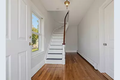 997 Pleasant St, Weymouth, MA 02189 - Photo 4