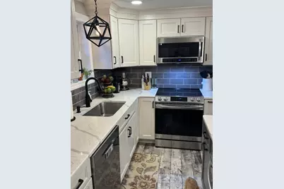 31 McKenney Cir, Andover, MA 01810 - Photo 10